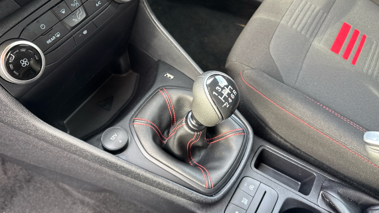 Ford Fiesta 1.0 EcoBoost Hybrid mHEV 125 ST-Line Edition 5dr Petrol Hatchback